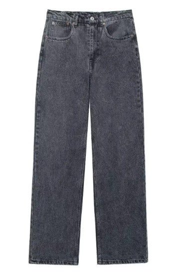 Jeans met Scheuren en Decoratieve Details