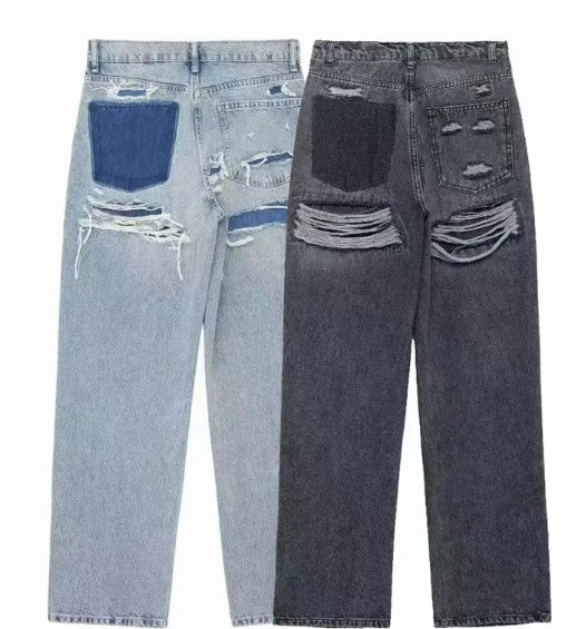 Jeans met Scheuren en Decoratieve Details